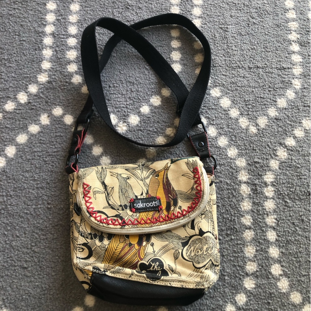 (Sakroots) Crossbody Happy Free Bird Hippie Purse